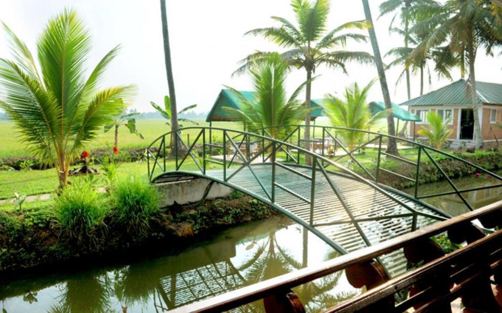 Riverine Resort Alappuzha Zewnętrze zdjęcie